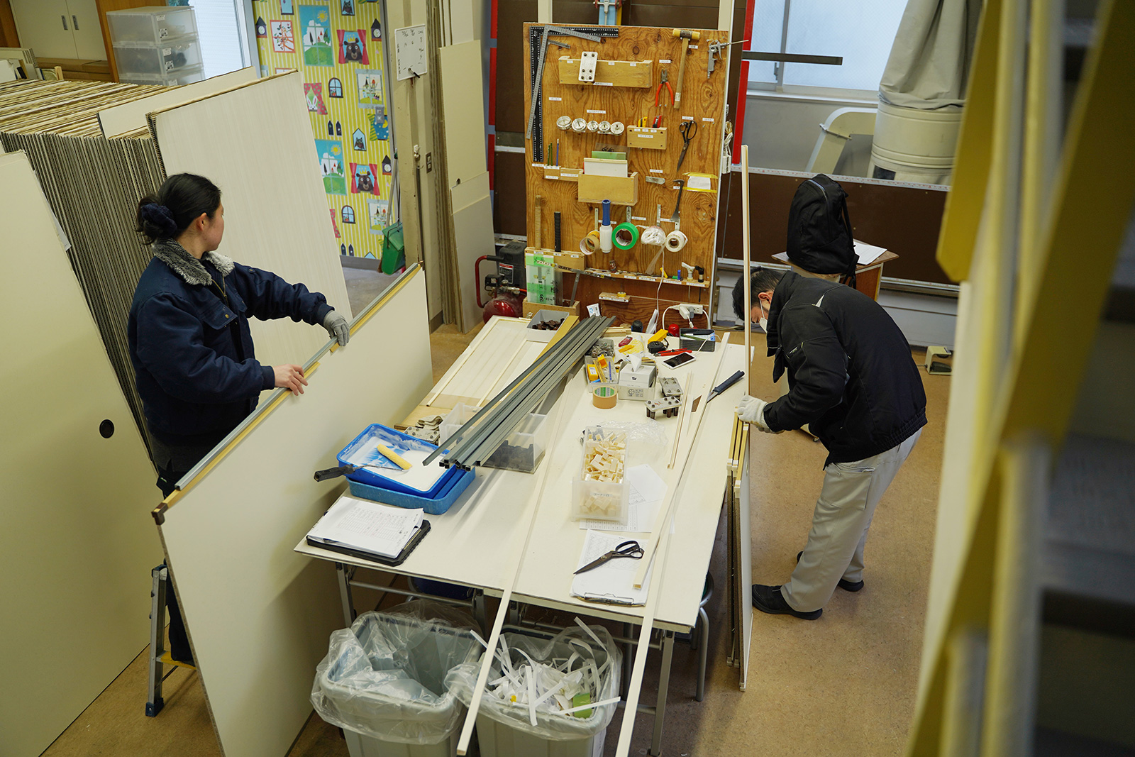 西沢表具店　作業場